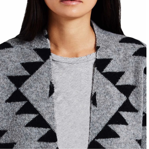 ⭐️Firm price ⭐️ Frye ladies patterned sweater - Picture 5 of 8